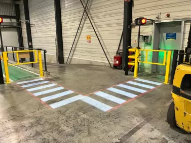 Marquage au sol et Balisage lumineux des aires de parking