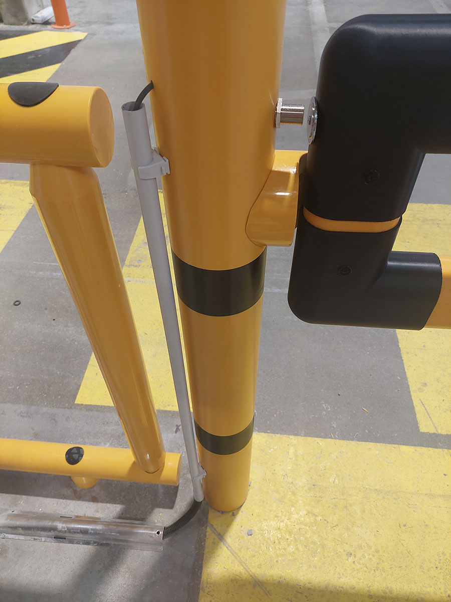 Réalisation de marquage et signalétique au sol pour les entreprises image 9