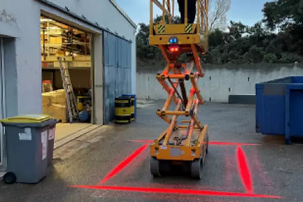 Projecteur laser de sécurité marquage au sol pour chariots élévateurs image 2