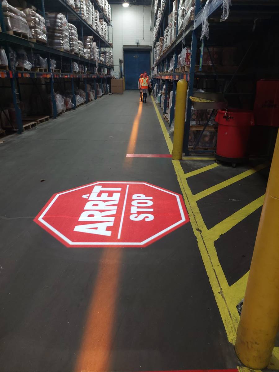 ligne-laser-lumineuse-panneau-stop-led-marquage-sol