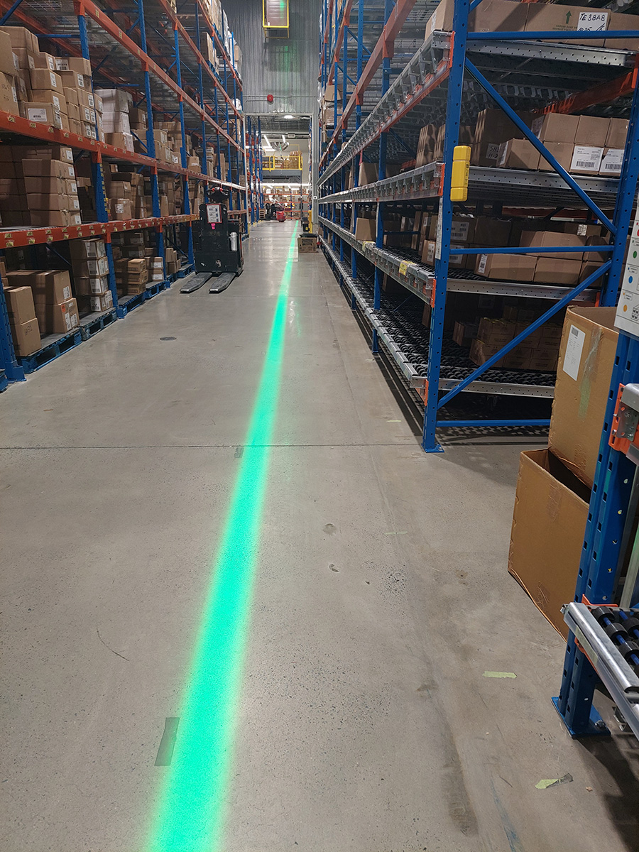 ligne-laser-zone-pieton-industrie-entrepot